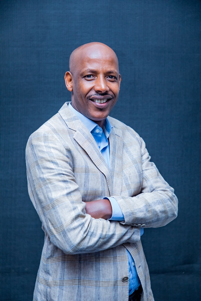 Rev Cadeau BIGIRIMANA
